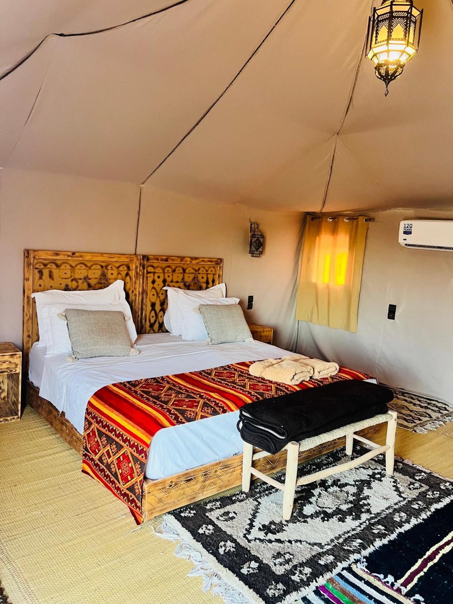 Amskou Luxury Desert Camp Merzouga Eksteriør billede