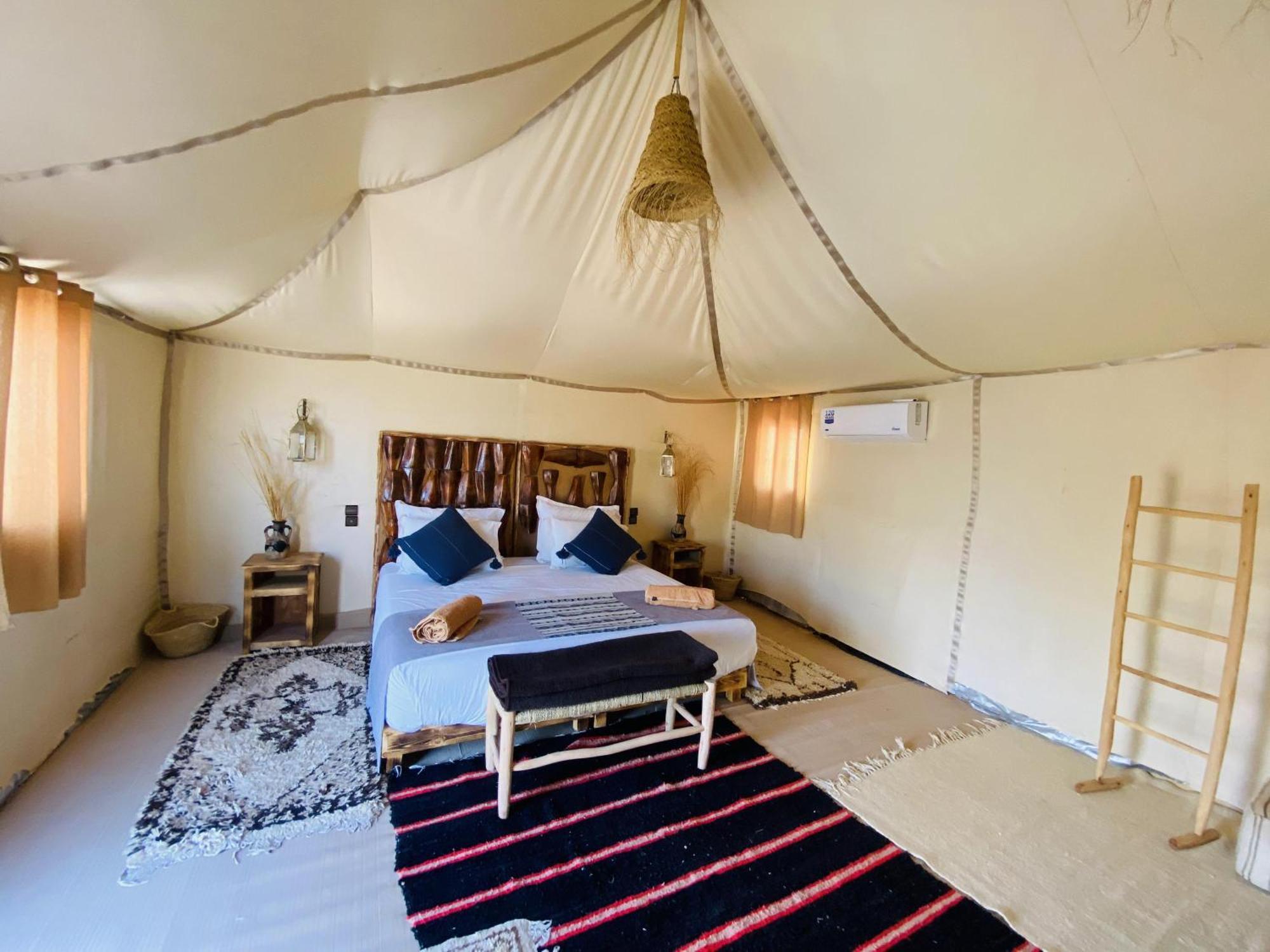 Amskou Luxury Desert Camp Merzouga Eksteriør billede